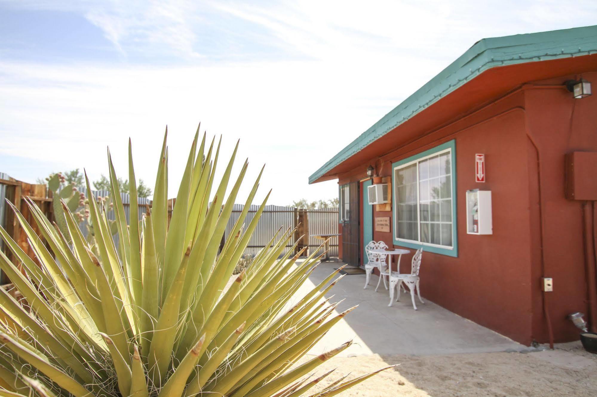 Harmony Motel Twentynine Palms Exterior photo
