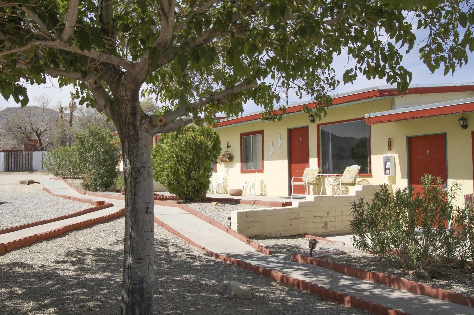 Harmony Motel Twentynine Palms Exterior photo